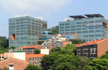 首尔国立大学（Seoul National University，SNU）入学全攻略：申请条件、学费、热门专业及校园周边深度解析